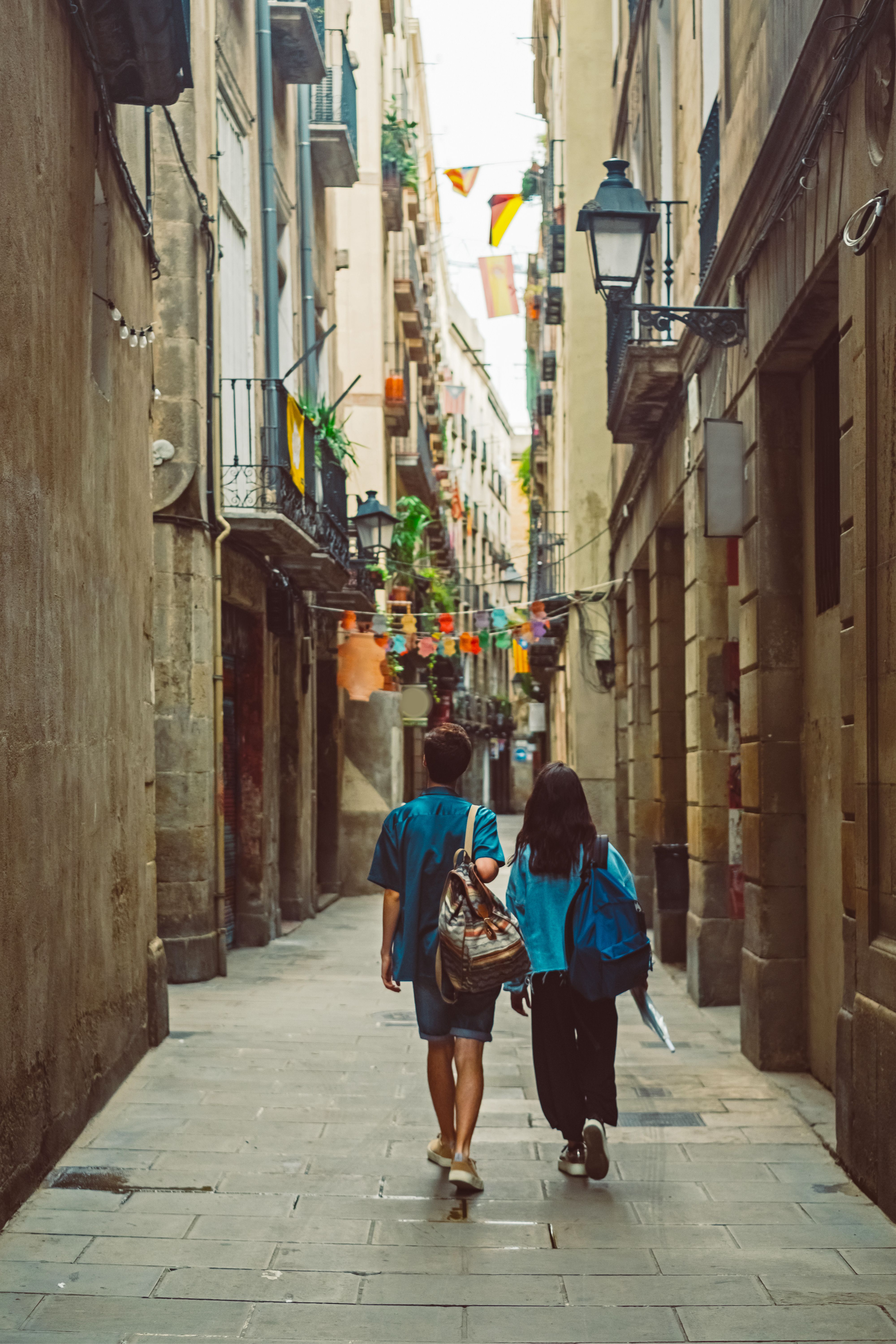 Troba vols barats de Canad&agrave; a Barcelona