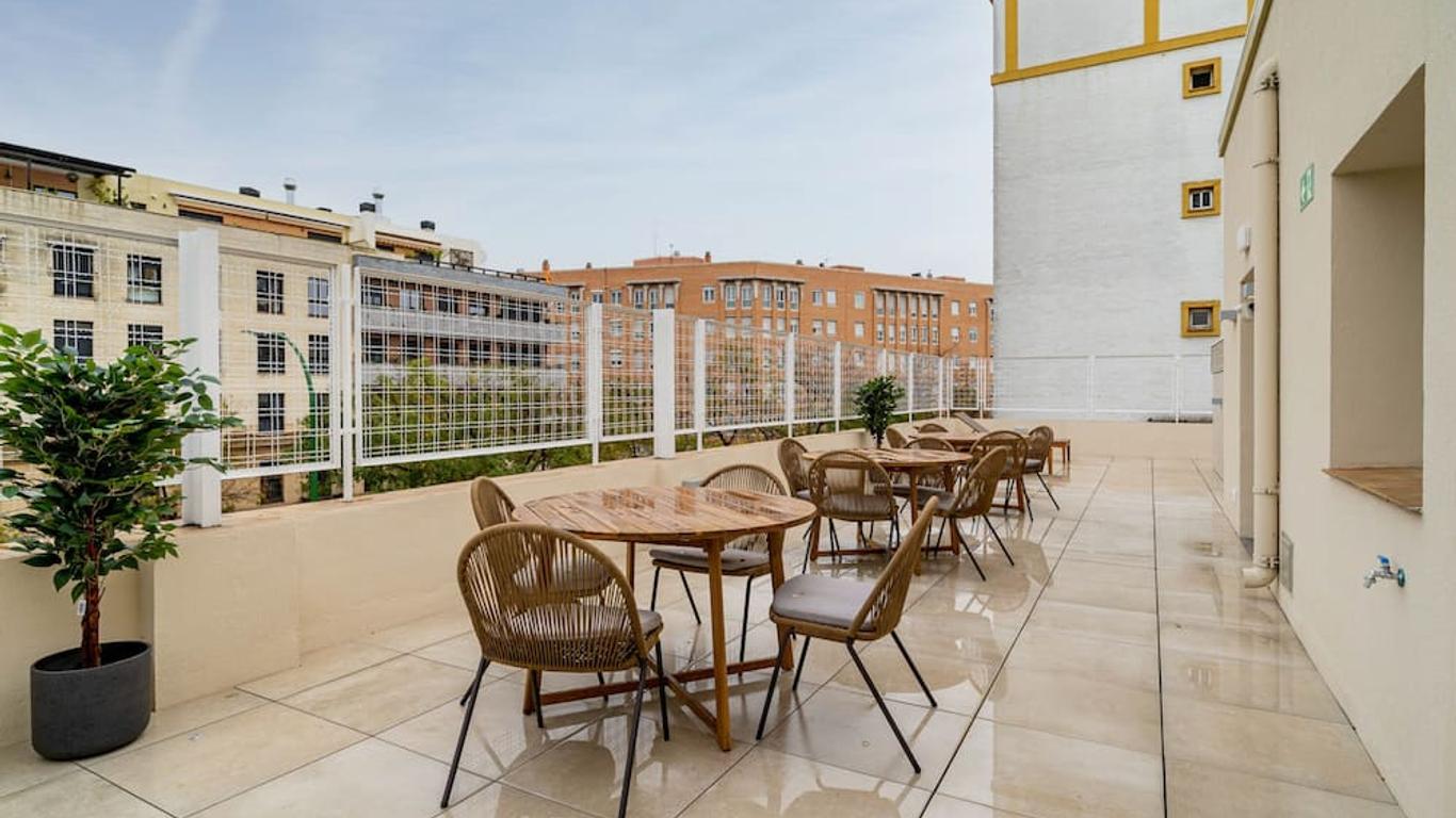 limehome Sevilla Ronda de Capuchinos