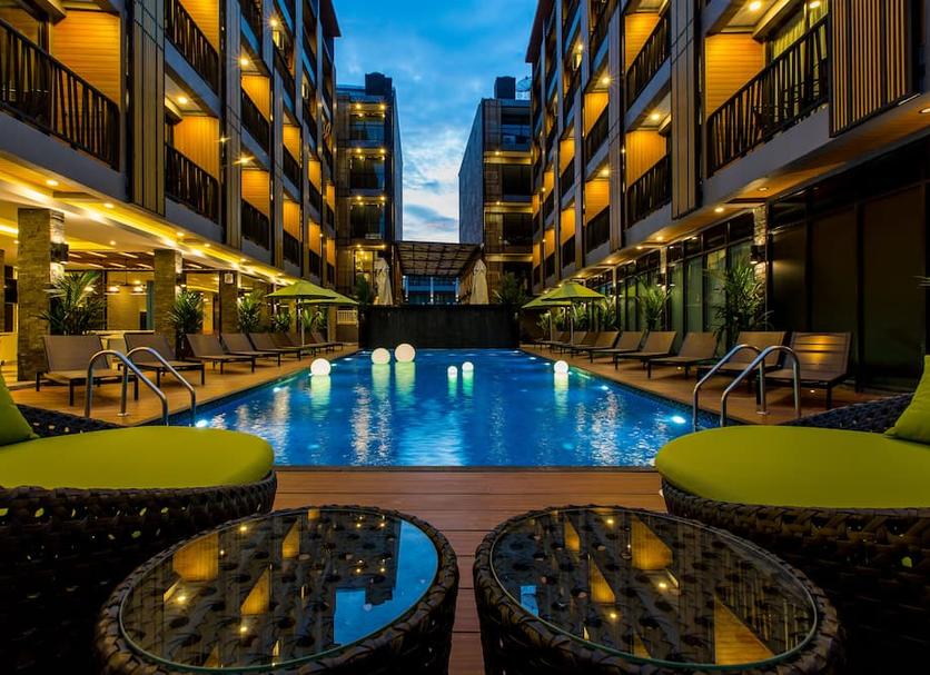 Pool Foto