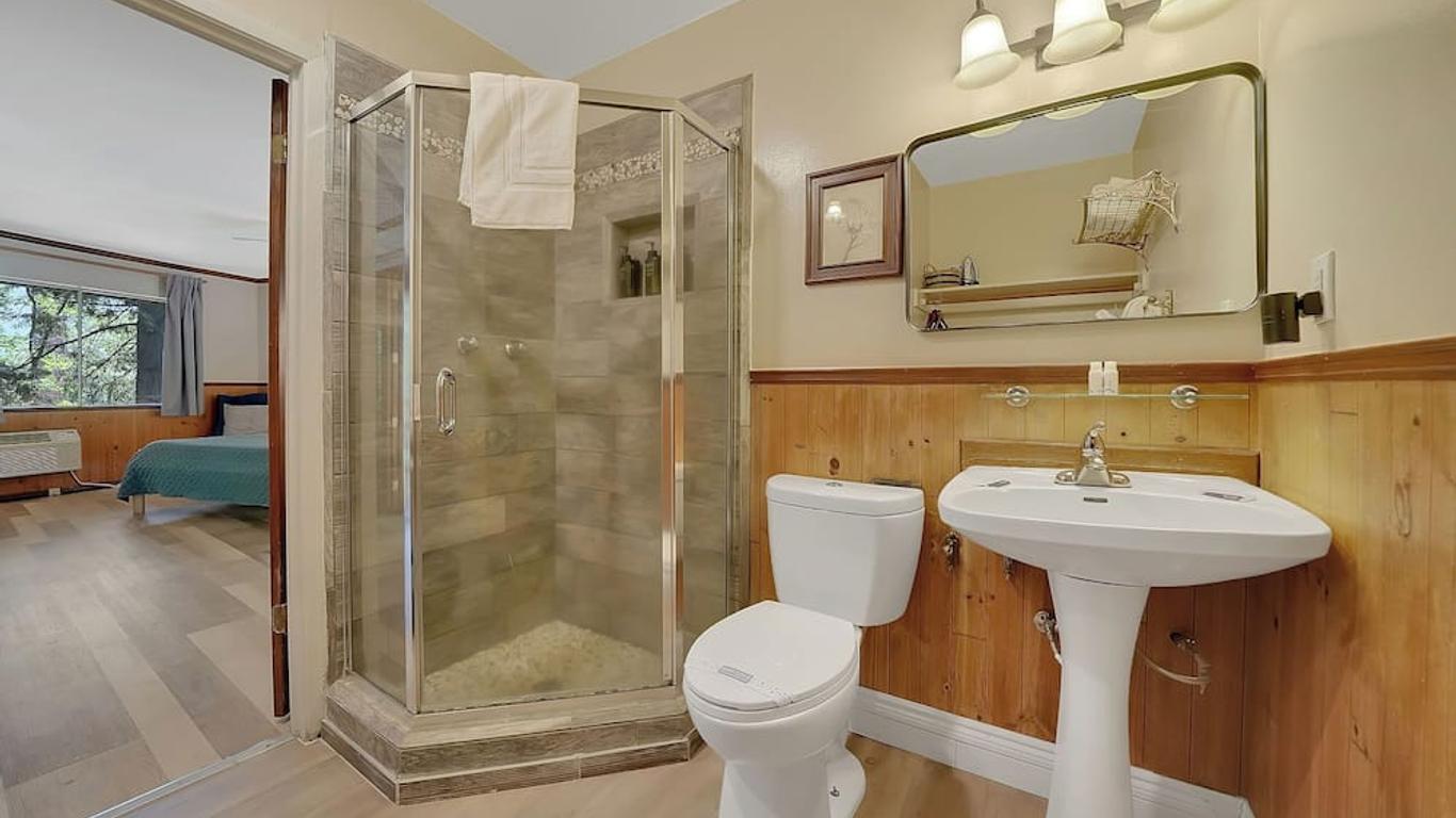 Narrow Gauge Inn