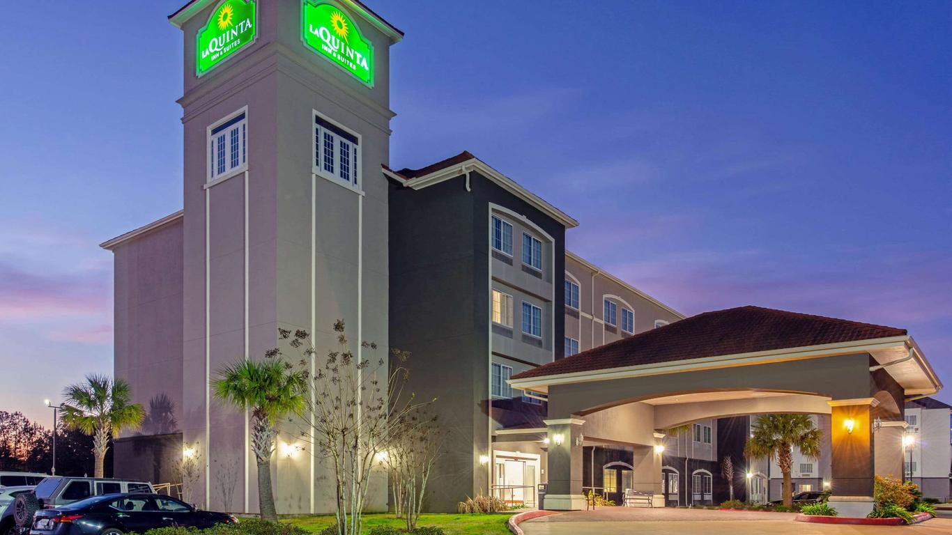 La Quinta Inn & Suites by Wyndham Leesville Ft. Polk