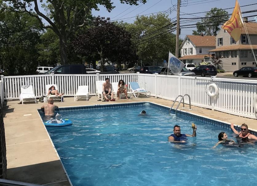 Pool Foto
