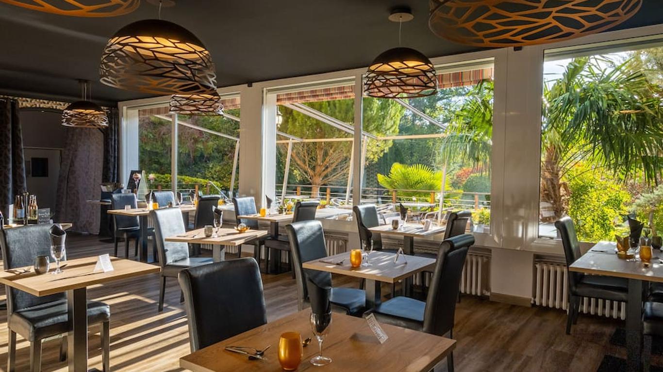 Hotel Aux Berges de l'Aveyron