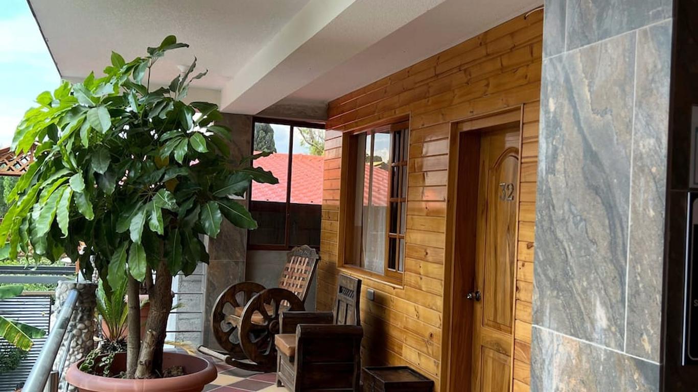 Hotel Alpachaca