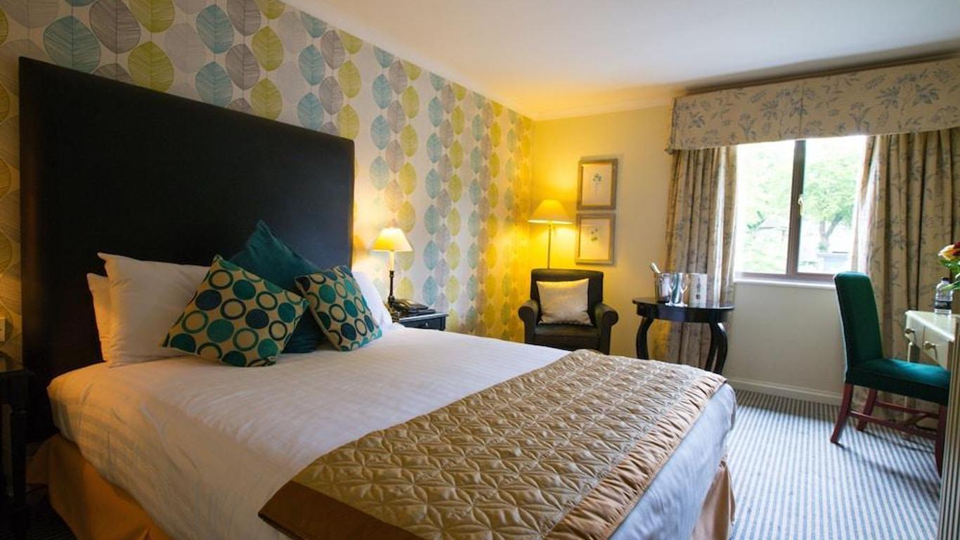 Kingston Lodge Hotel