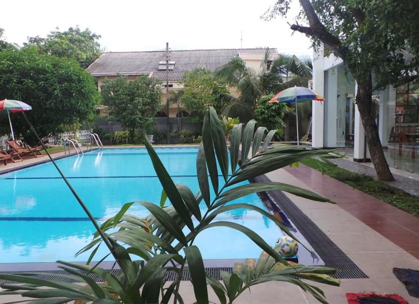 Pool Foto
