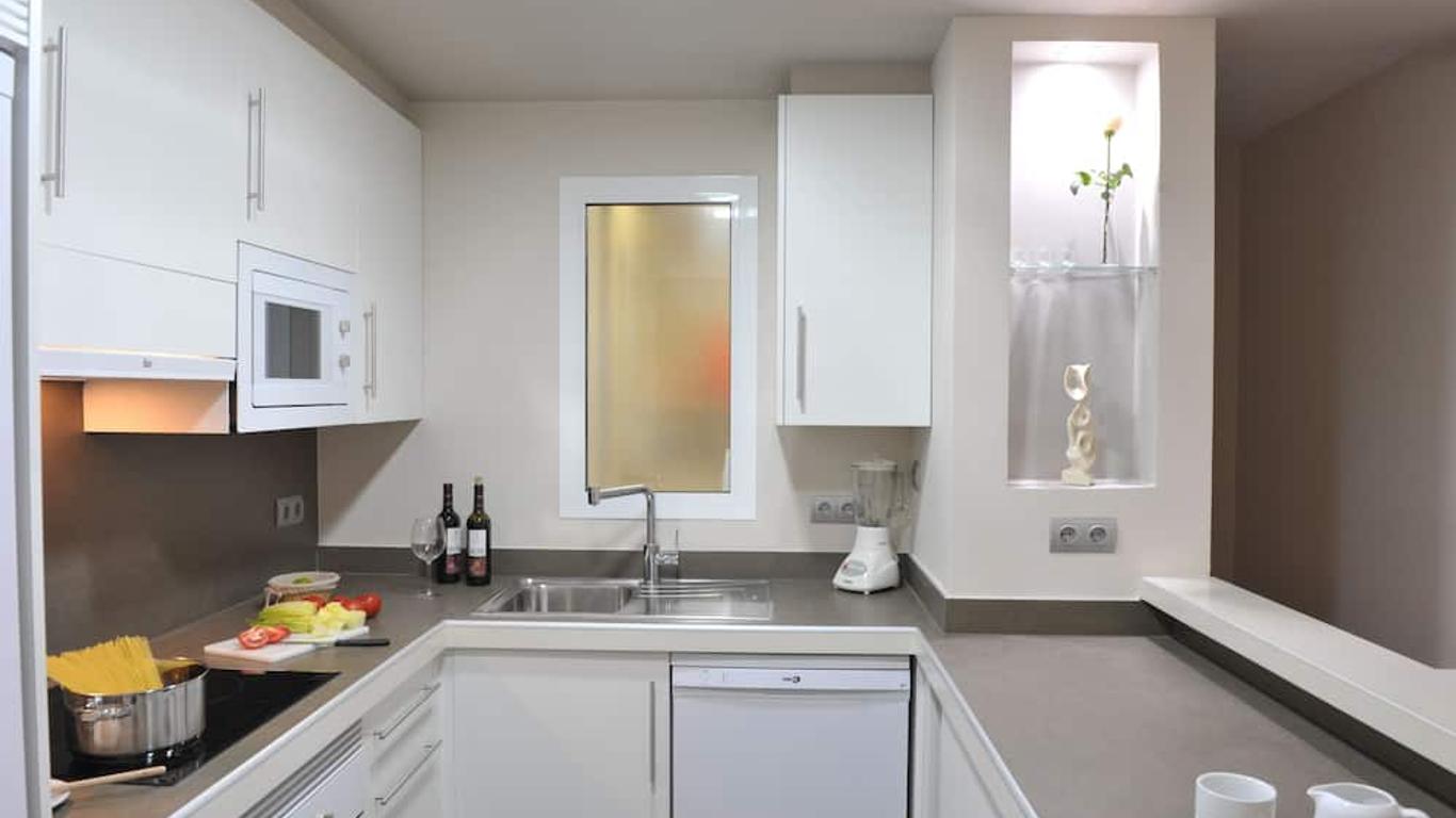 Gaudint Barcelona Suites