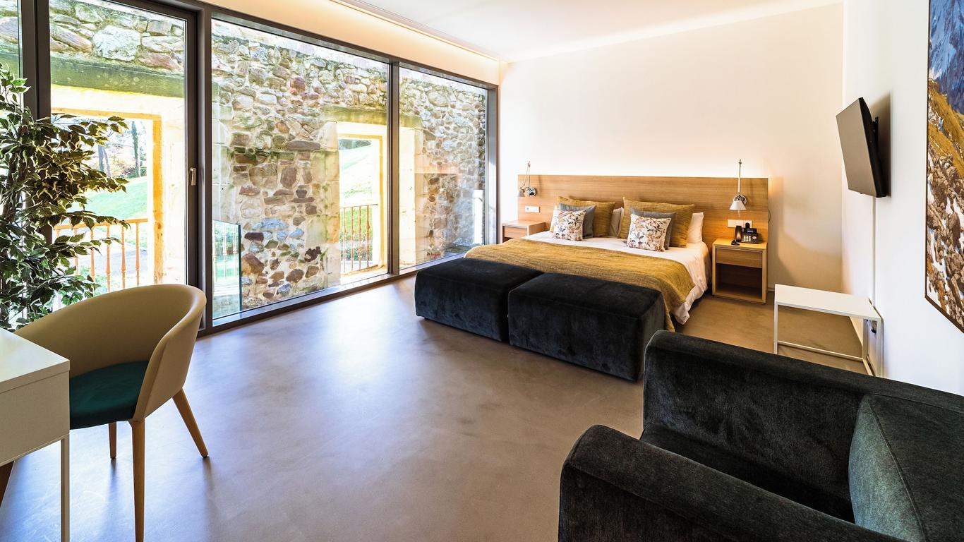 Hotel Pico Velasco