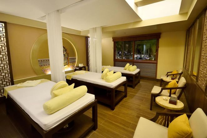 Henann Resort Alona Beach