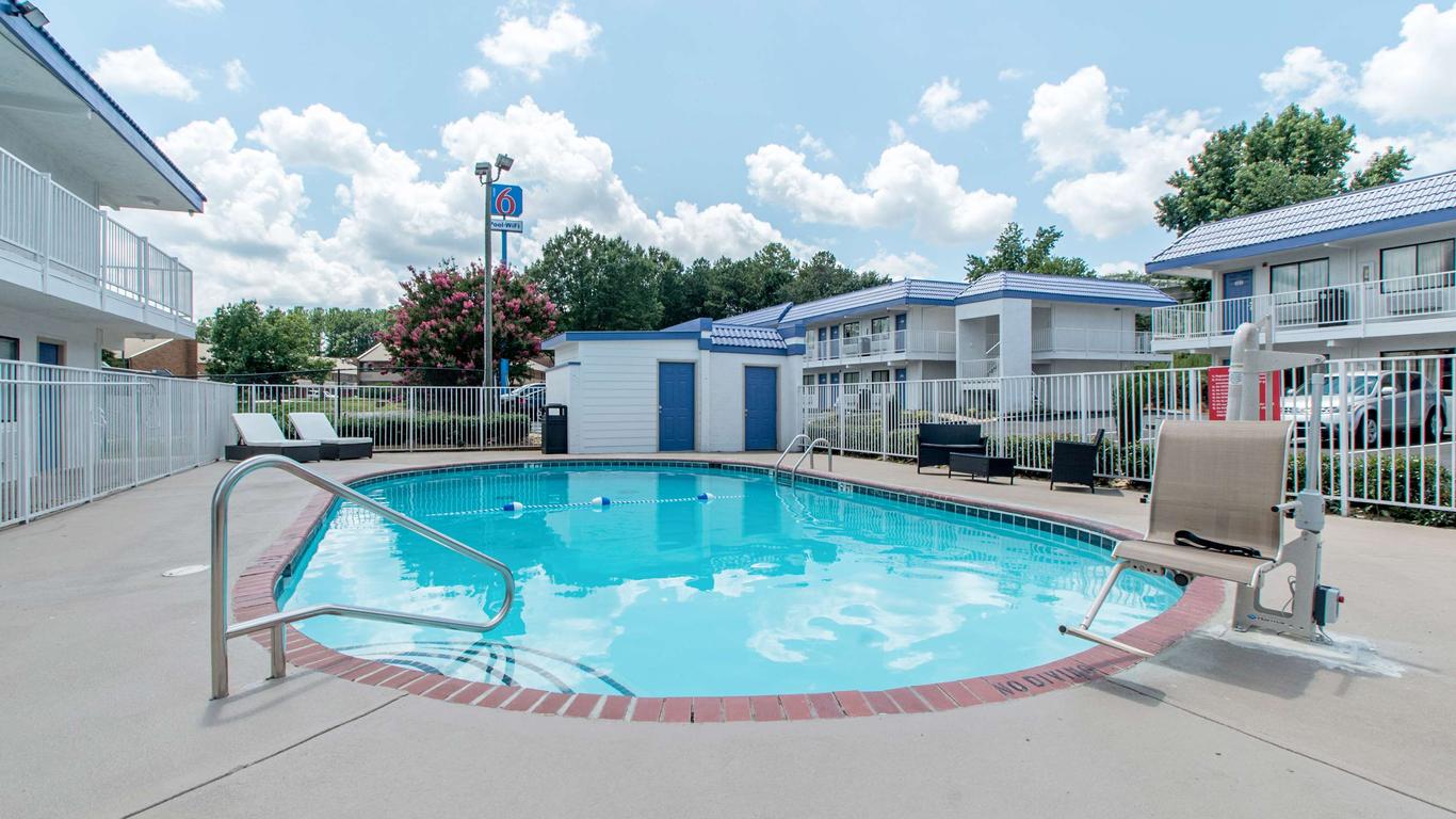 Motel 6 Atlanta Northeast - Norcross