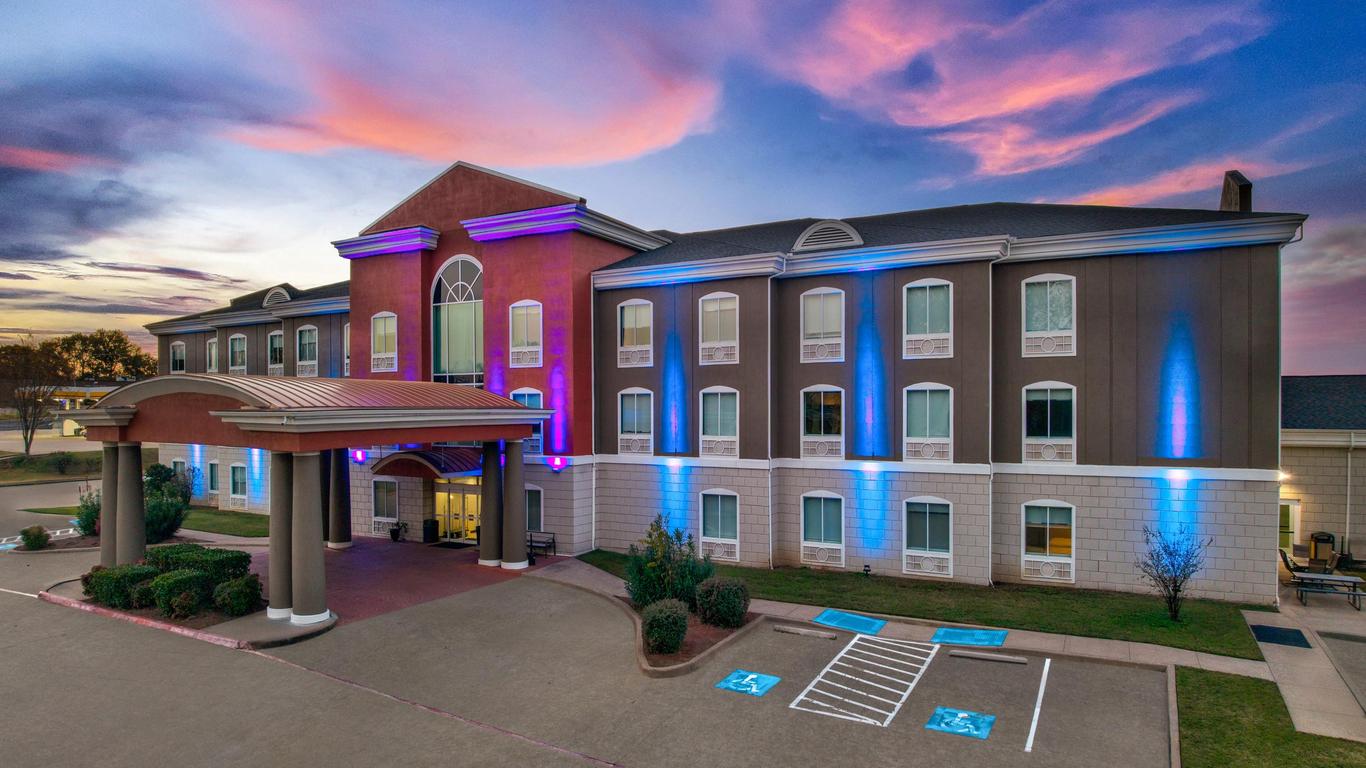 Holiday Inn Express & Suites Athens