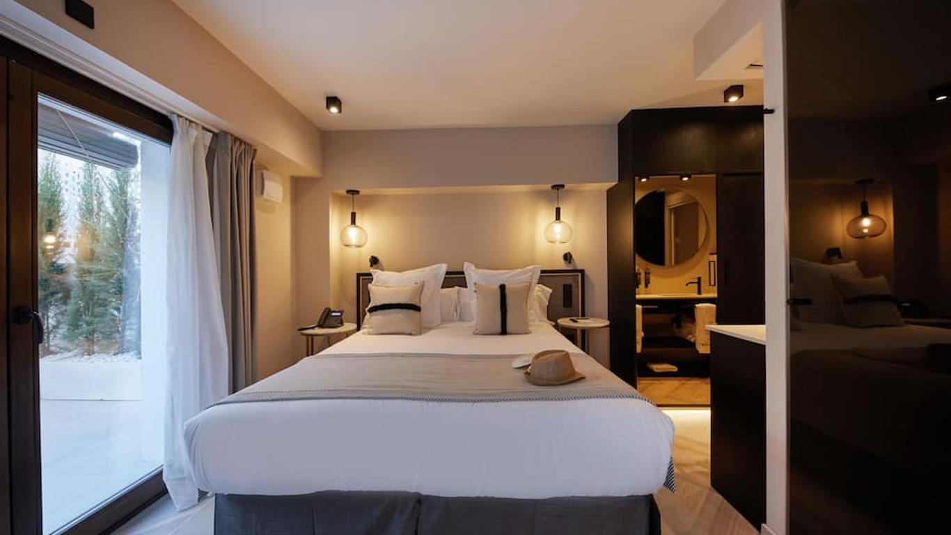 Belle Marivent Mediterranean Petit Hotel