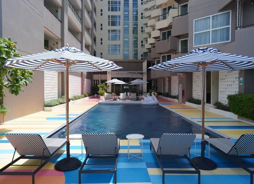 Pool Foto