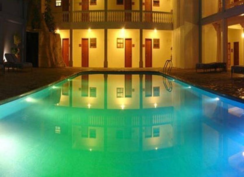Pool Foto