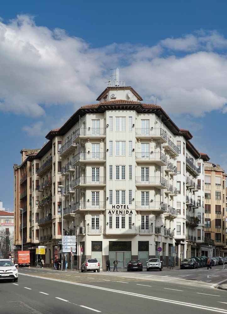 Edifici
