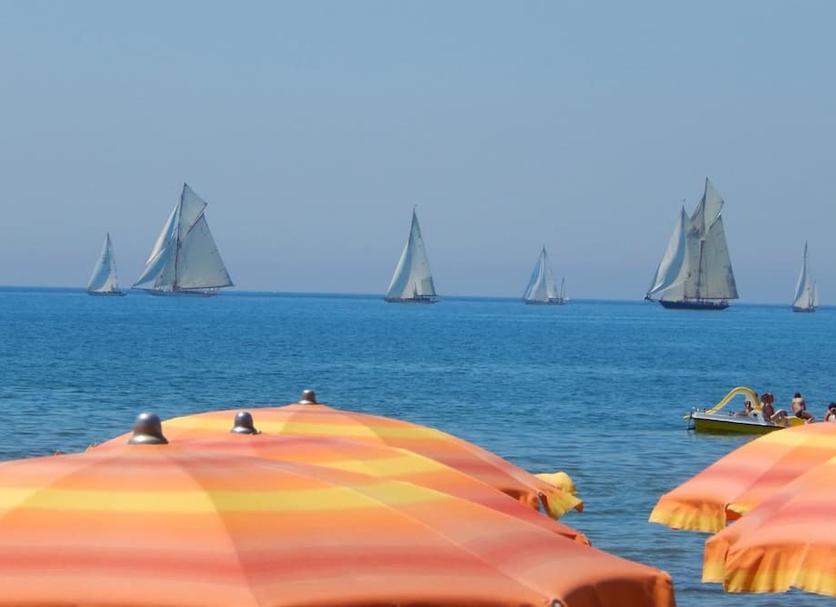 Altres Foto