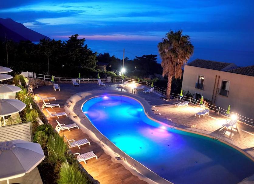 Pool Foto