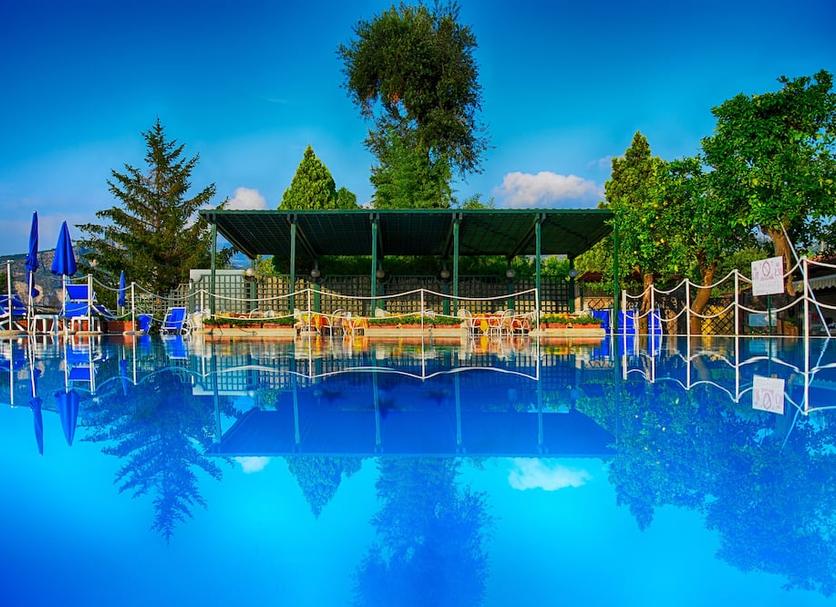 Pool Foto