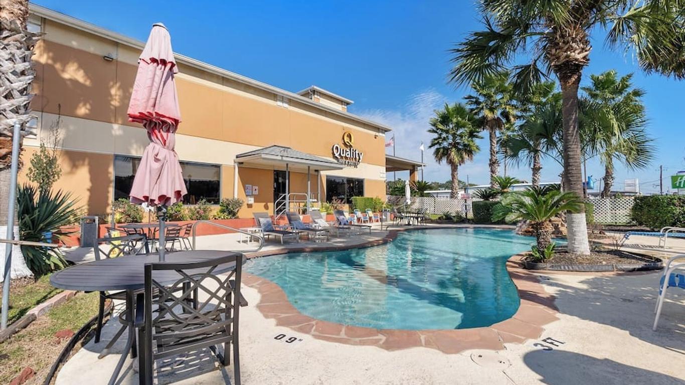 Quality Inn & Suites Seabrook- NASA- Kemah