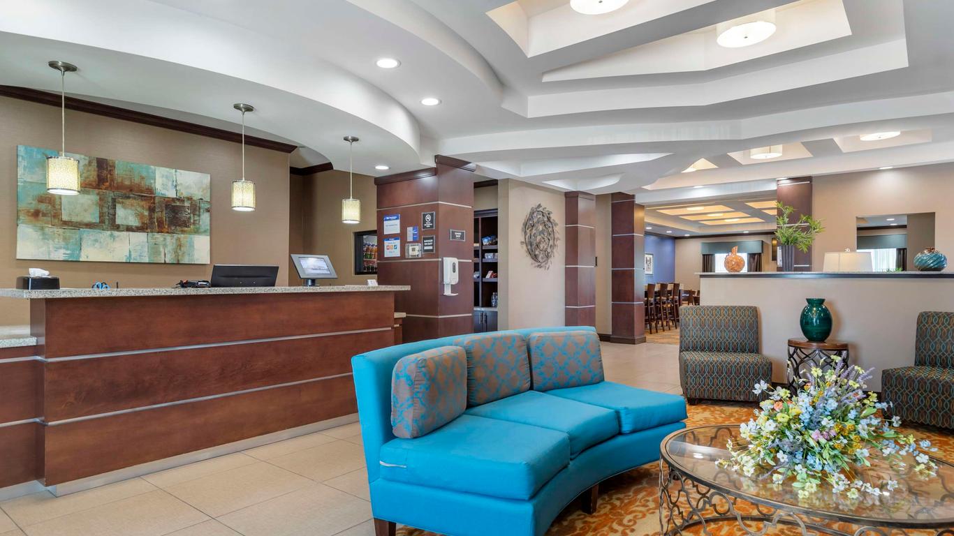 Best Western Plus Longhorn Inn & Suites