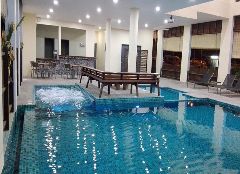 Pool Foto