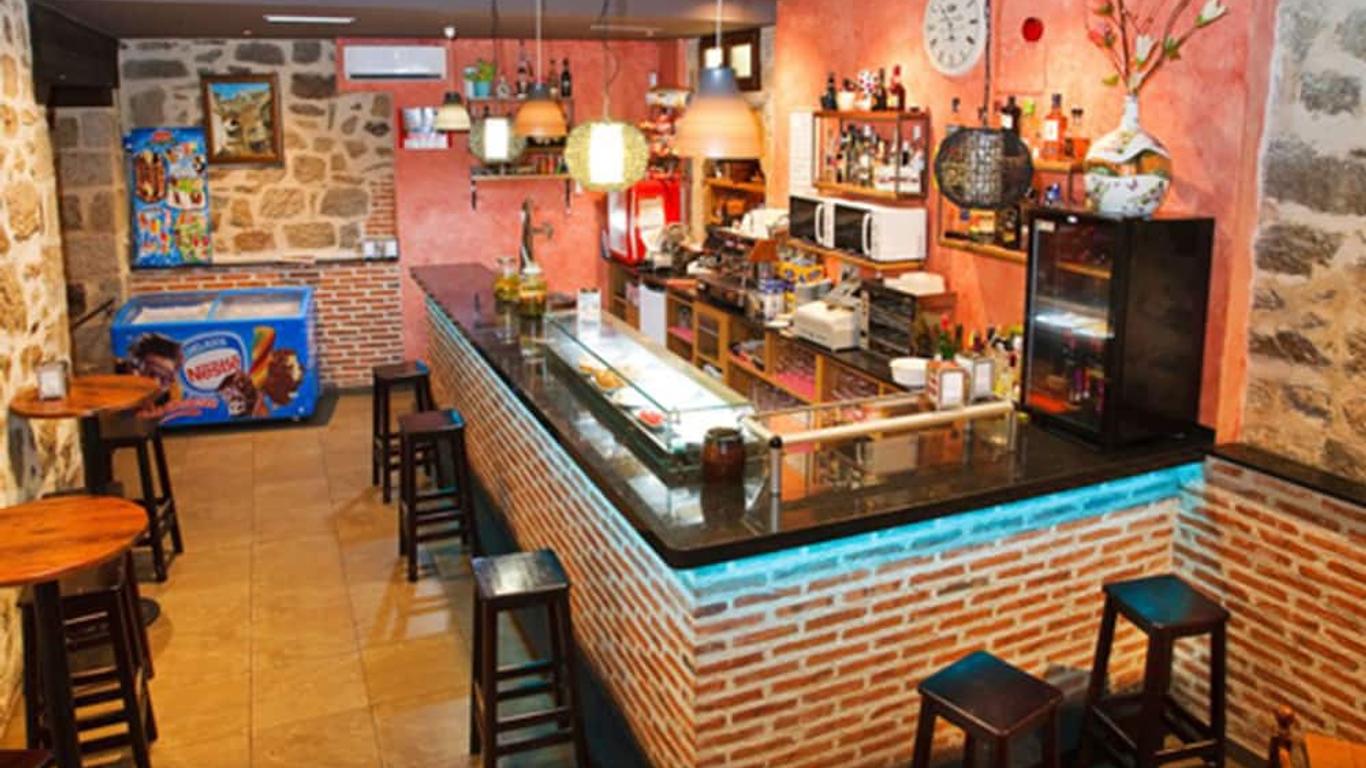 Antiguo Casino de Los Arribes