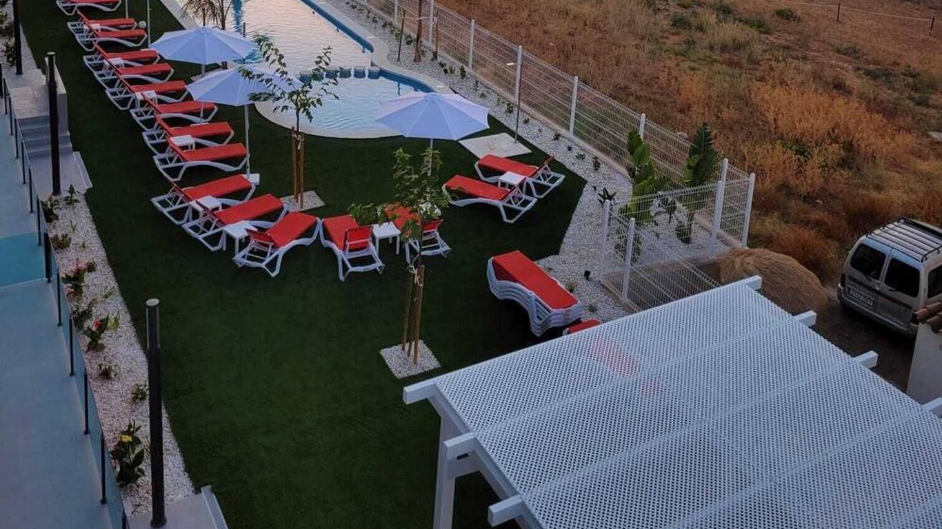 Azahar Beach Red Apartments & Spa