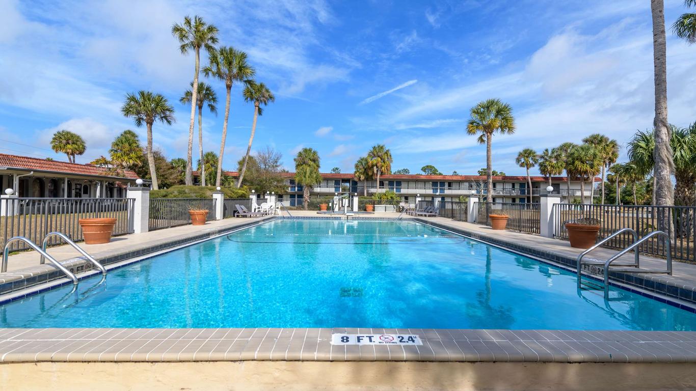 Motel 6 Spring Hill Weeki Wachee