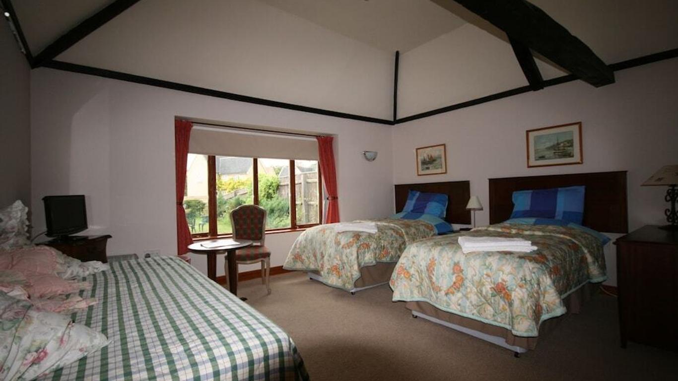 Great Danes Licenced Guesthouse