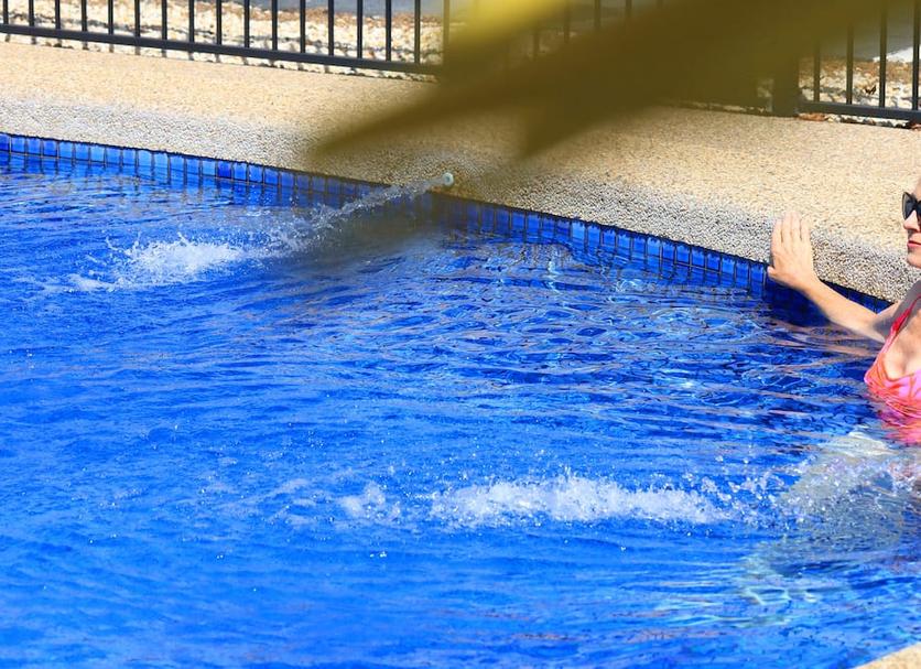 Pool Foto
