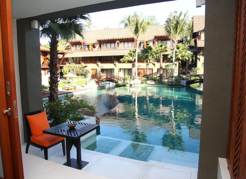 Pool Foto