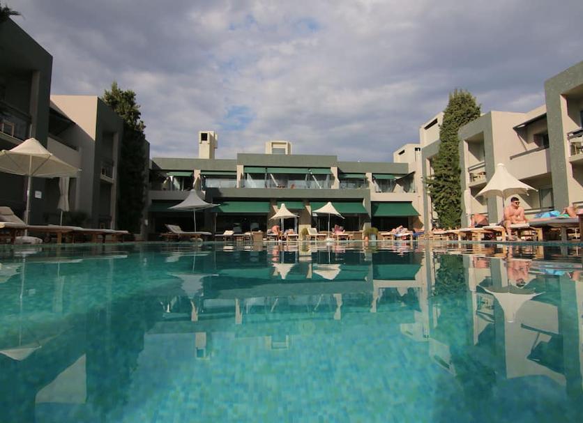 Pool Foto