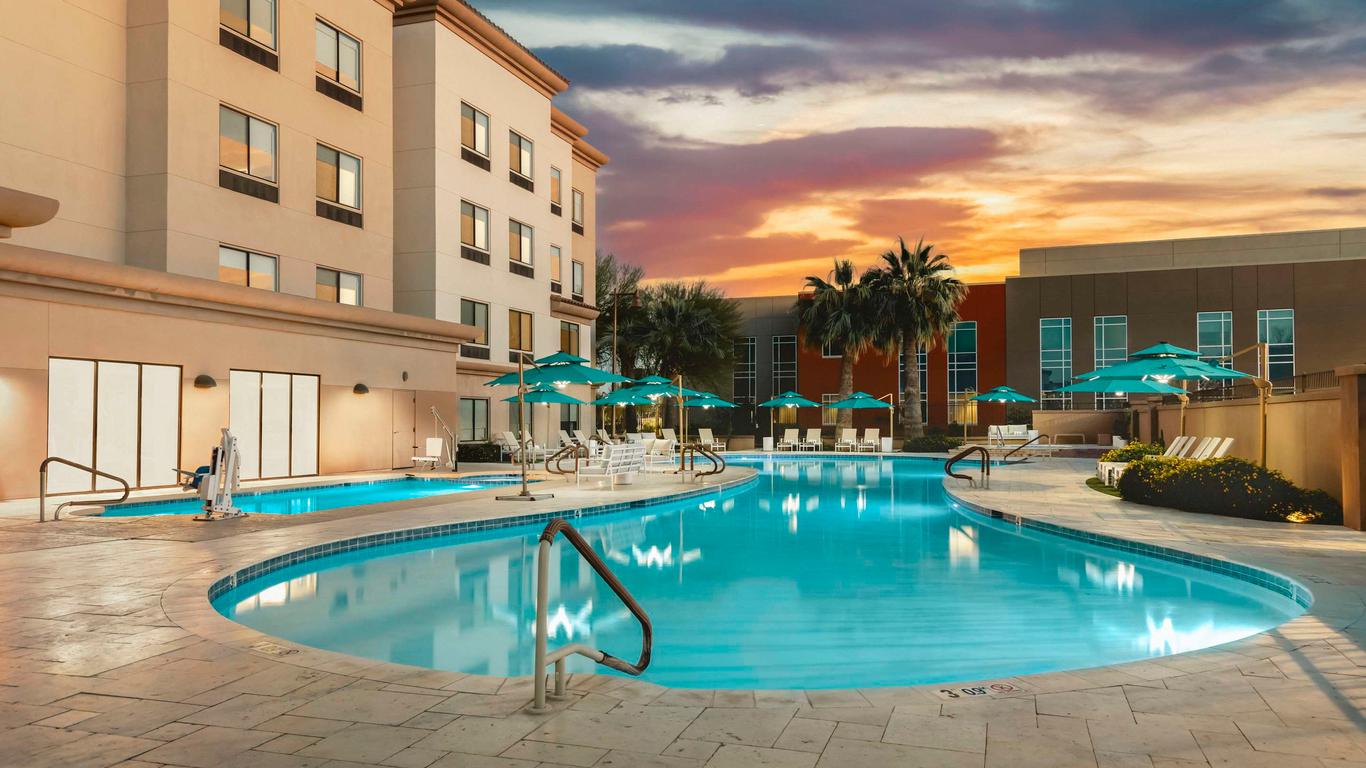 DoubleTree by Hilton Phoenix-Gilbert