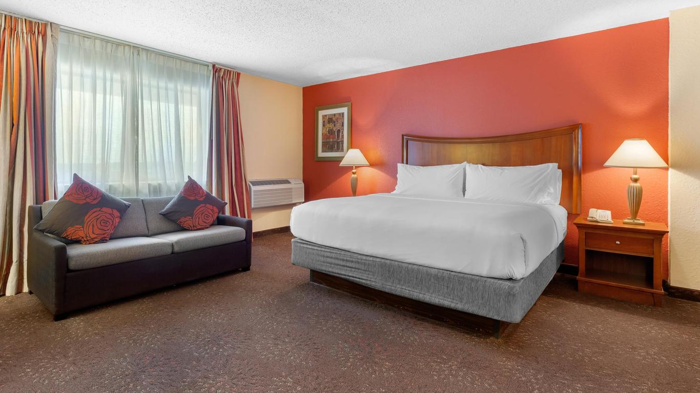 Holiday Inn Express Chicago-Downers Grove