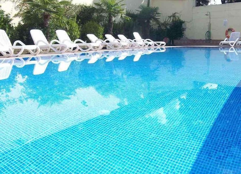 Pool Foto