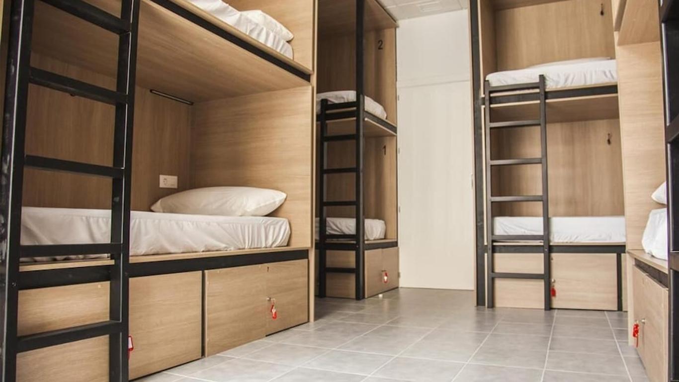 Ohana Tarifa Hostel