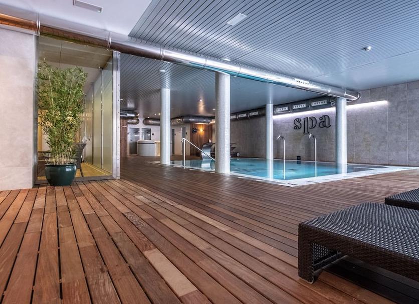 Pool Foto