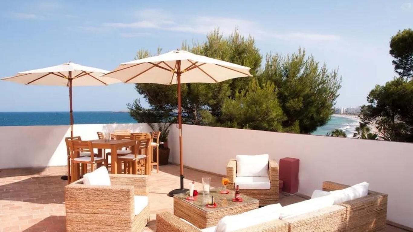 Seven Hostal & Spa