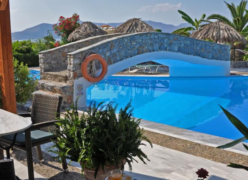 Pool Foto