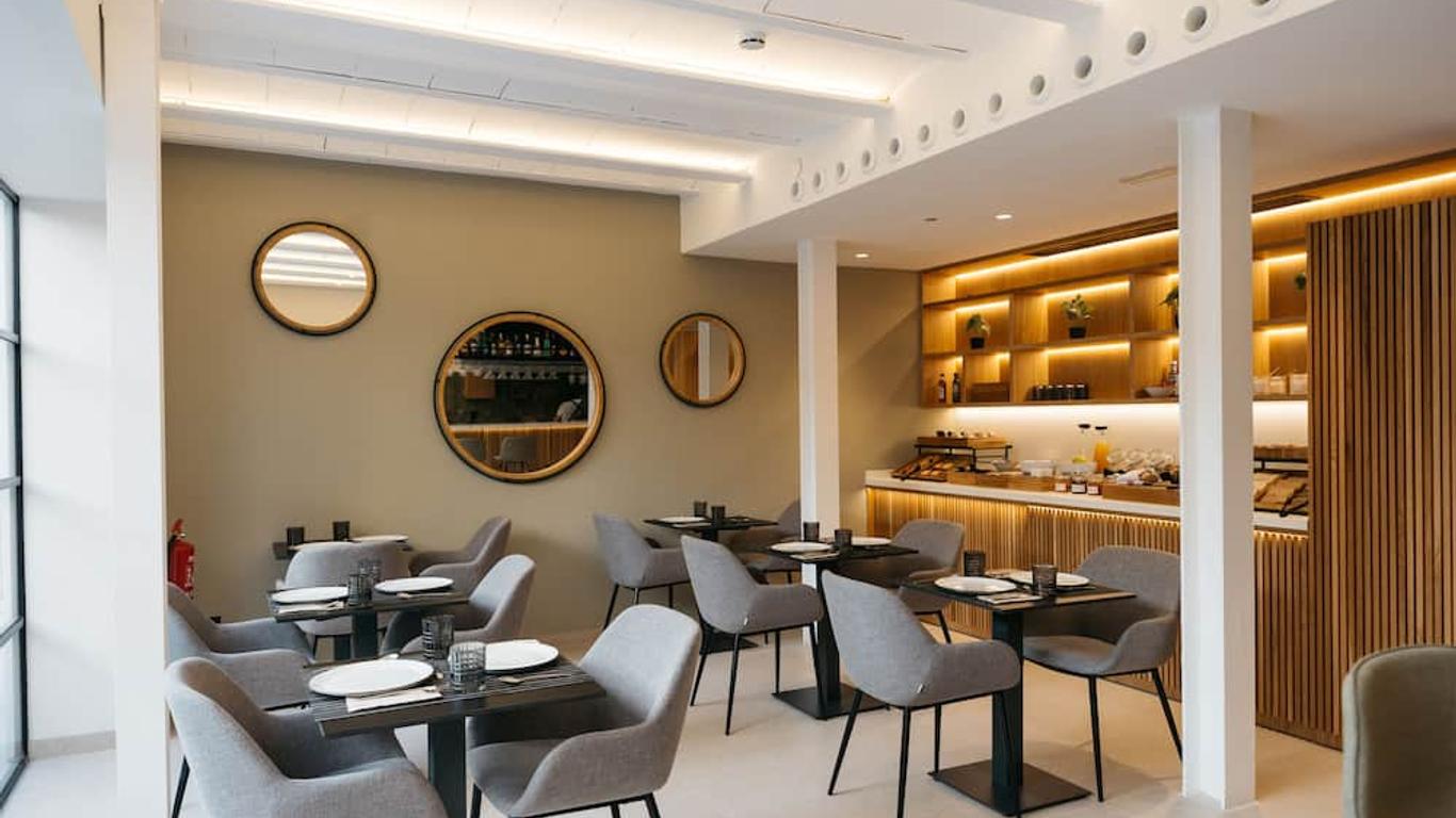 Boutique Hotel Petit Montisión