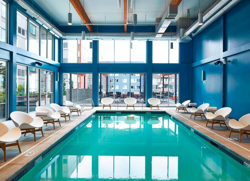 Pool Foto