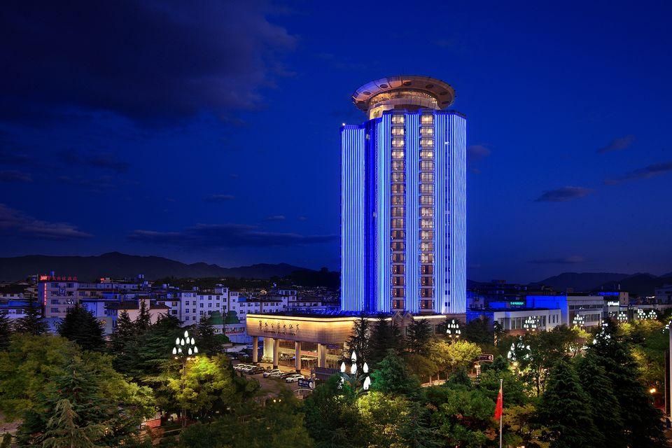 Edifici