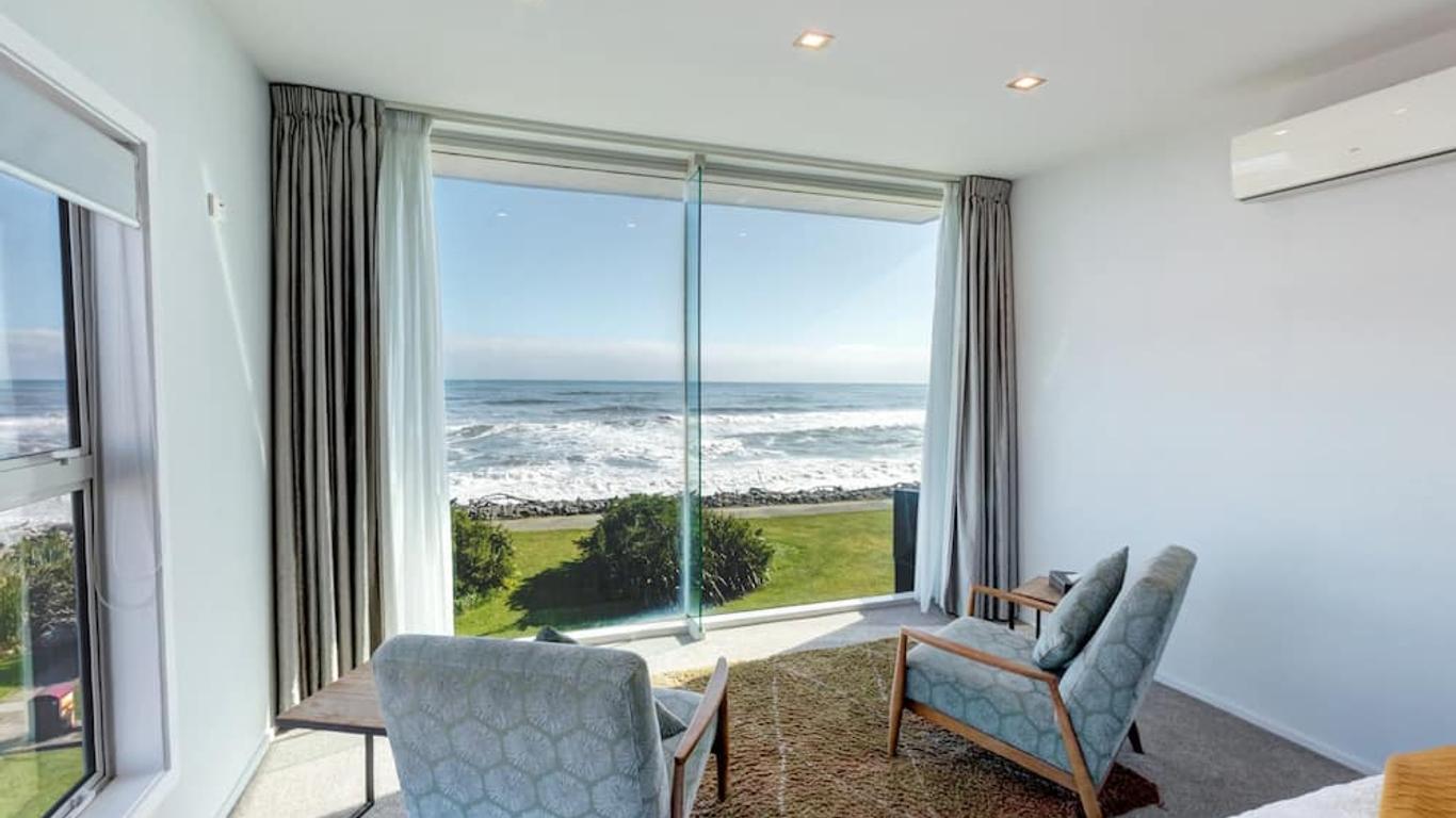 Beachfront Hotel Hokitika