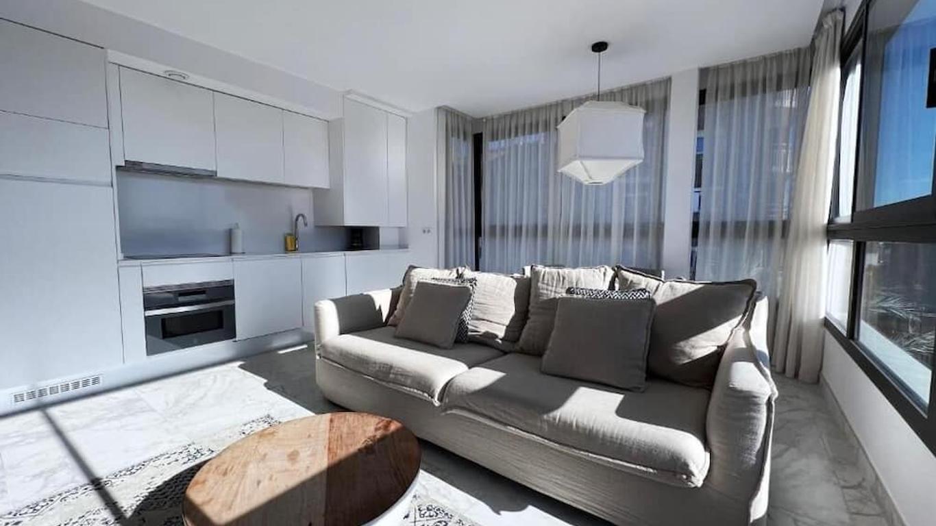 Valencia Luxury - Calma Beach Apartments