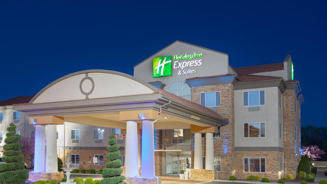 Holiday Inn Express & Suites Tucumcari