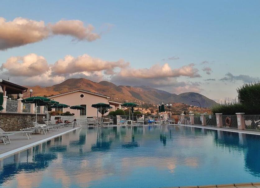 Pool Foto