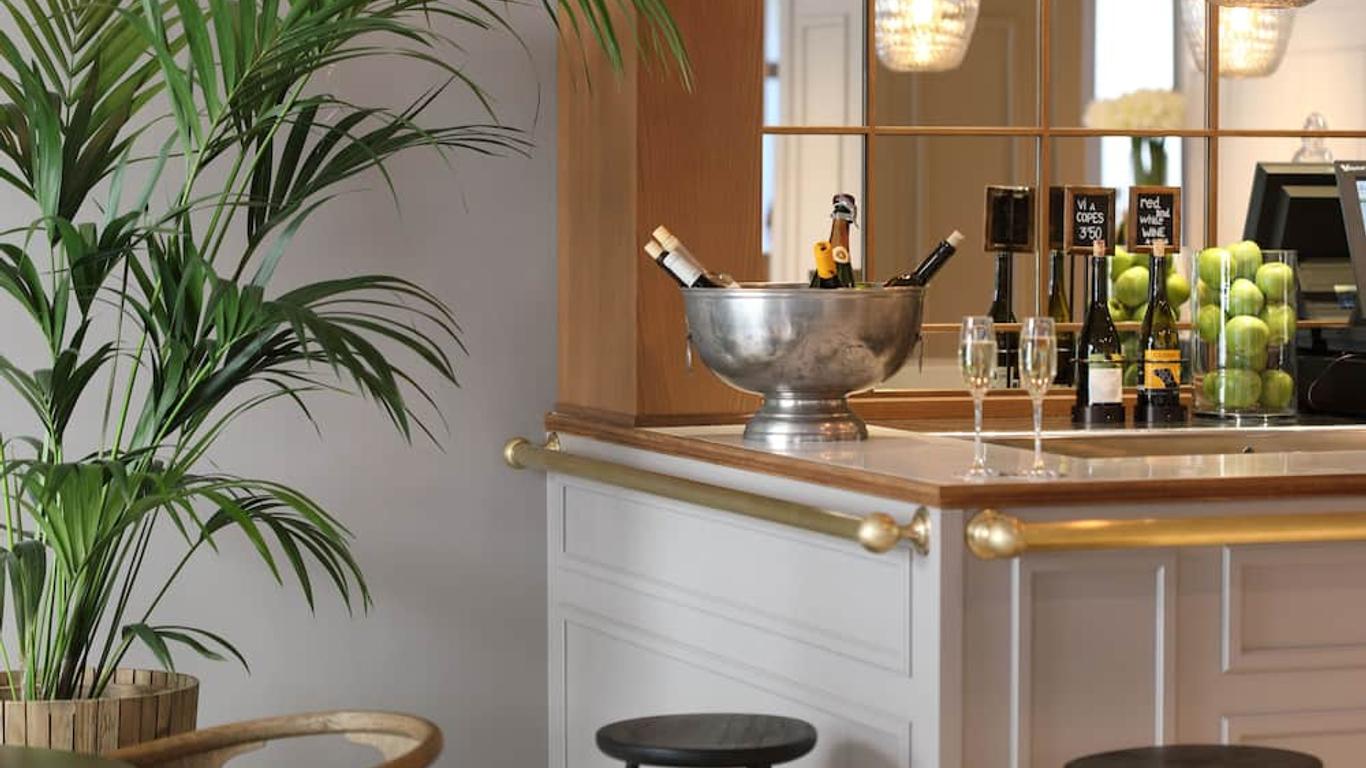 Apartaments Plaça Del Vi