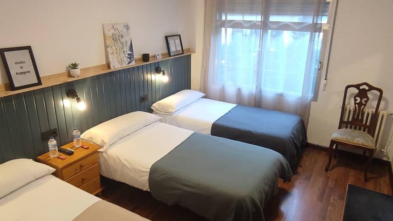 Hostal Cruce