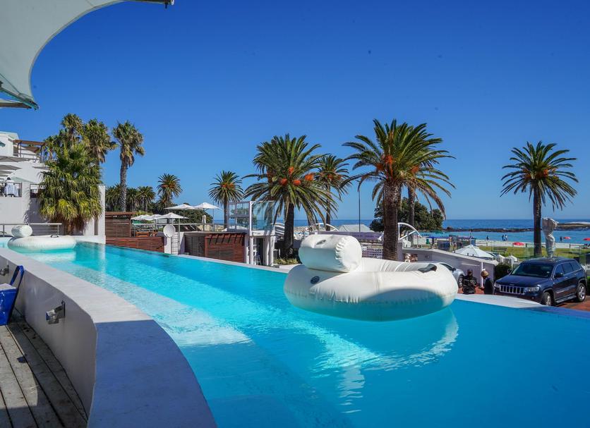 Pool Foto