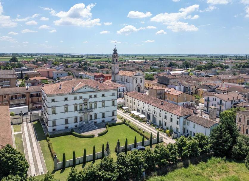 Vista exterior Foto